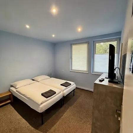 Przy Zaglach Hostel *